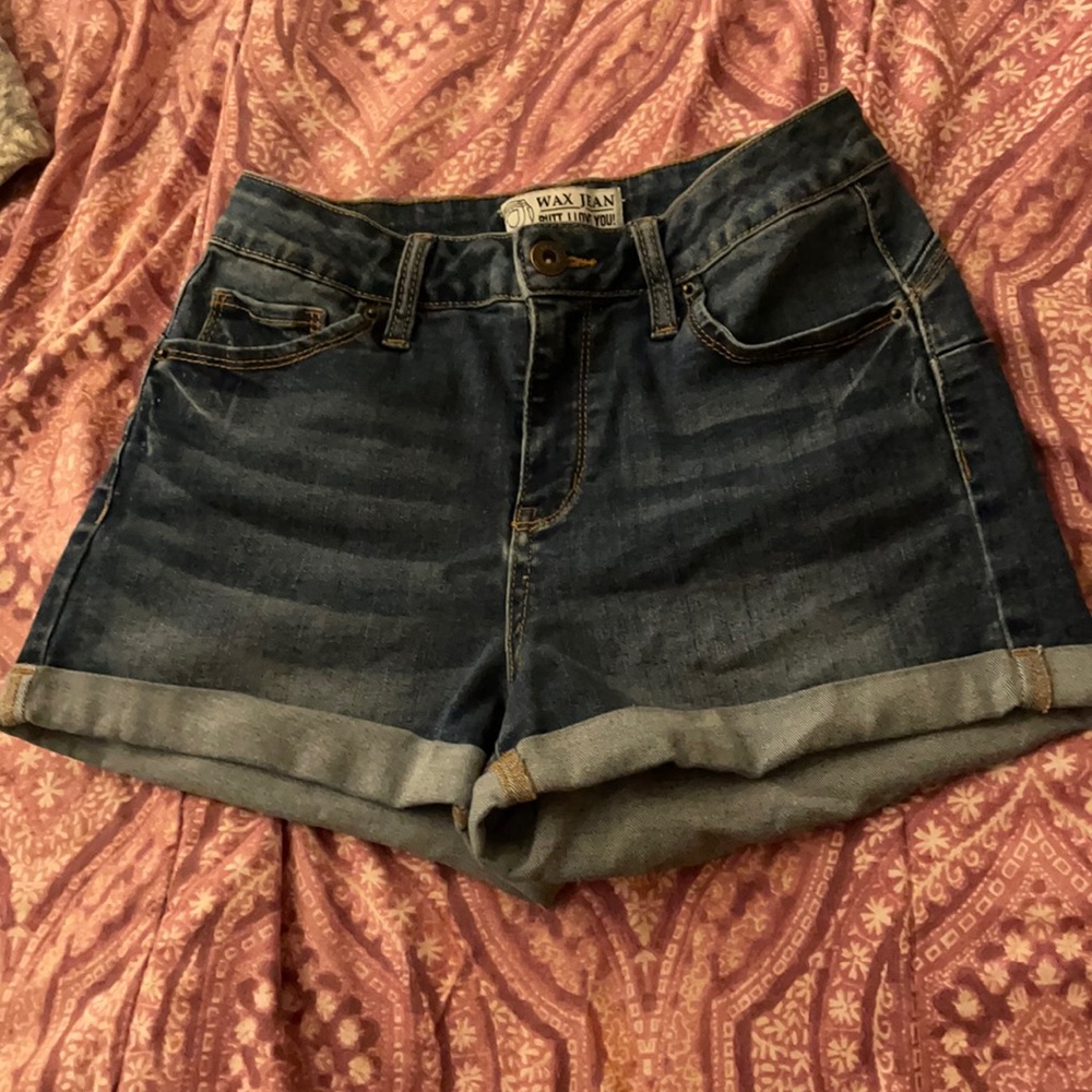 Size Small, Jean shorts (Never Worn)